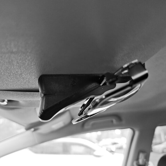 Car Sun Visor Glasses Holder Clip Sun glass & Ticket Organizer Any Vehicle - Picture 8 of 9